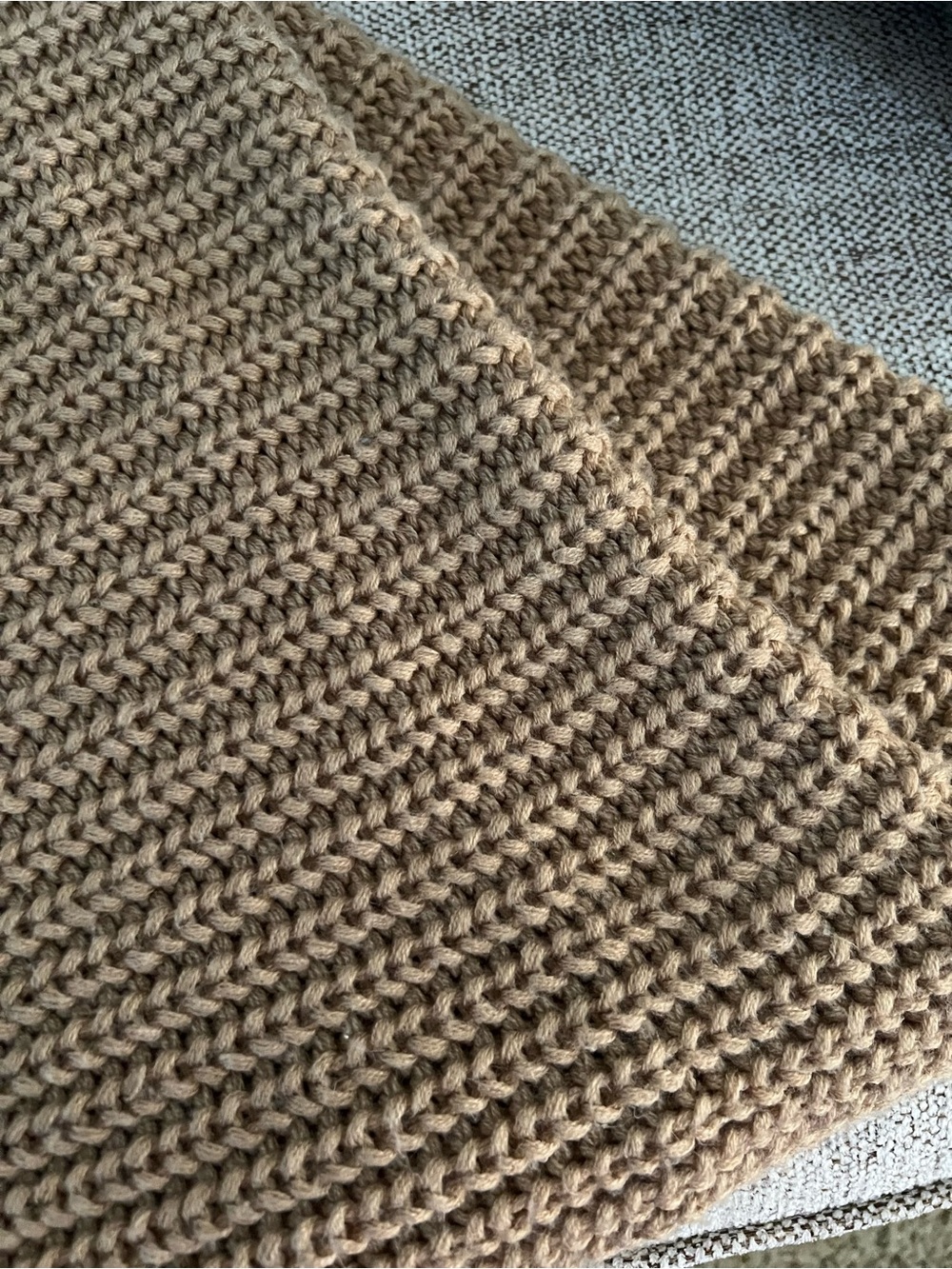 Pottery Barn Tan Crochet Knit Throw Blanket With Tassel Fringe - Picture 4 of 10